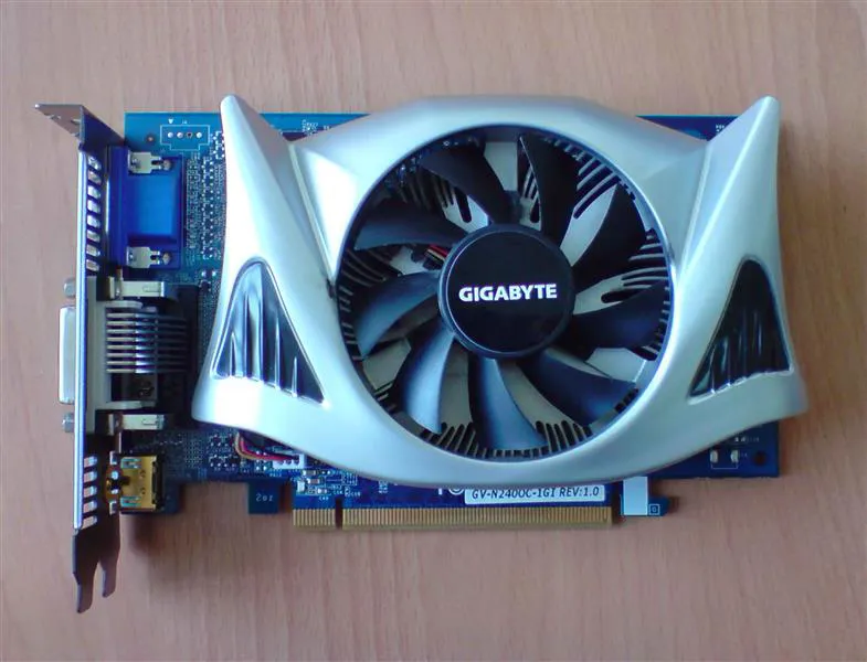 کارت گرافیک یک گیگ Gigabyte GeForce GT 240