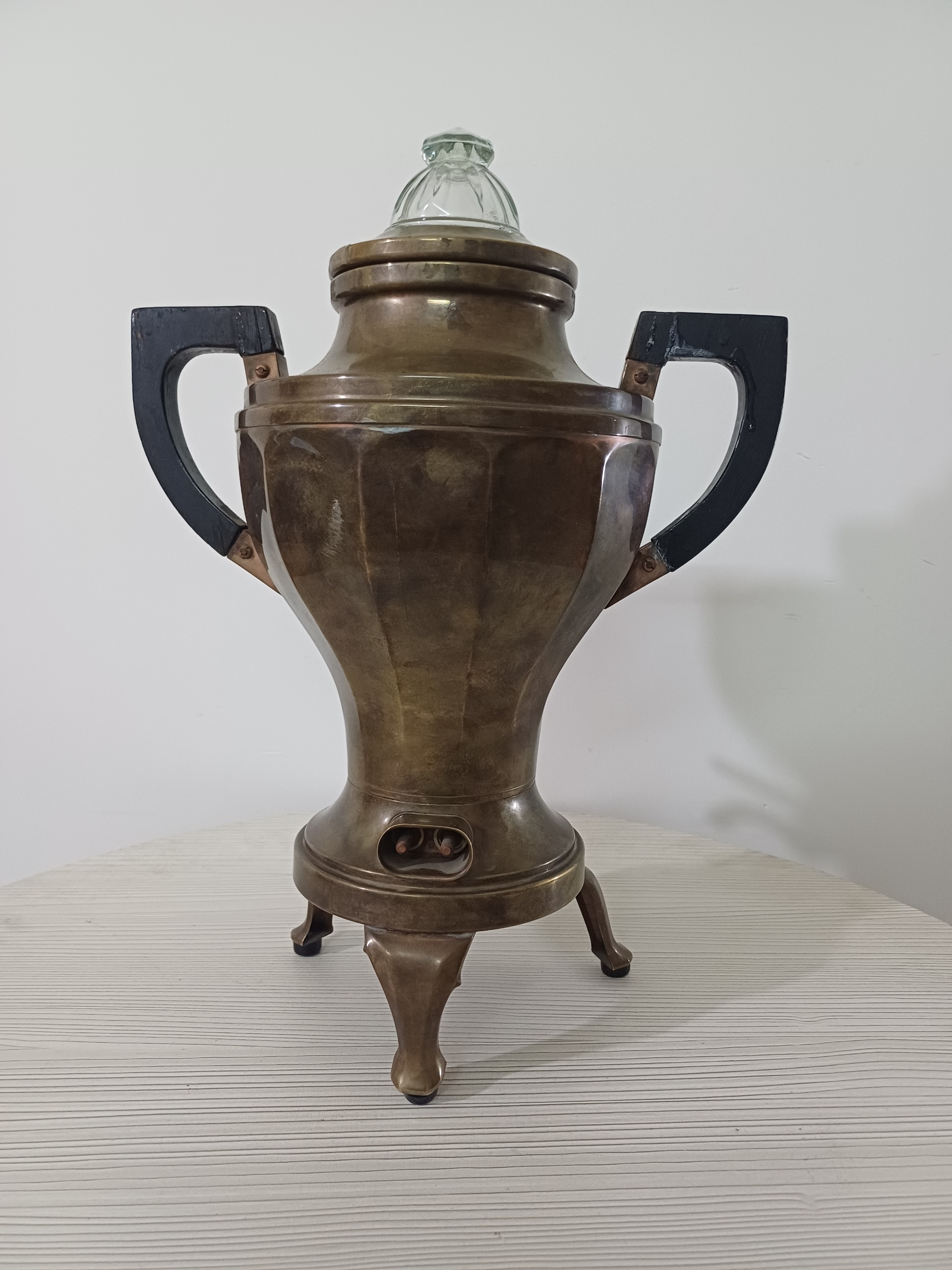 سماور آلمانی کهنه با کلیه ی قطعات داخلی