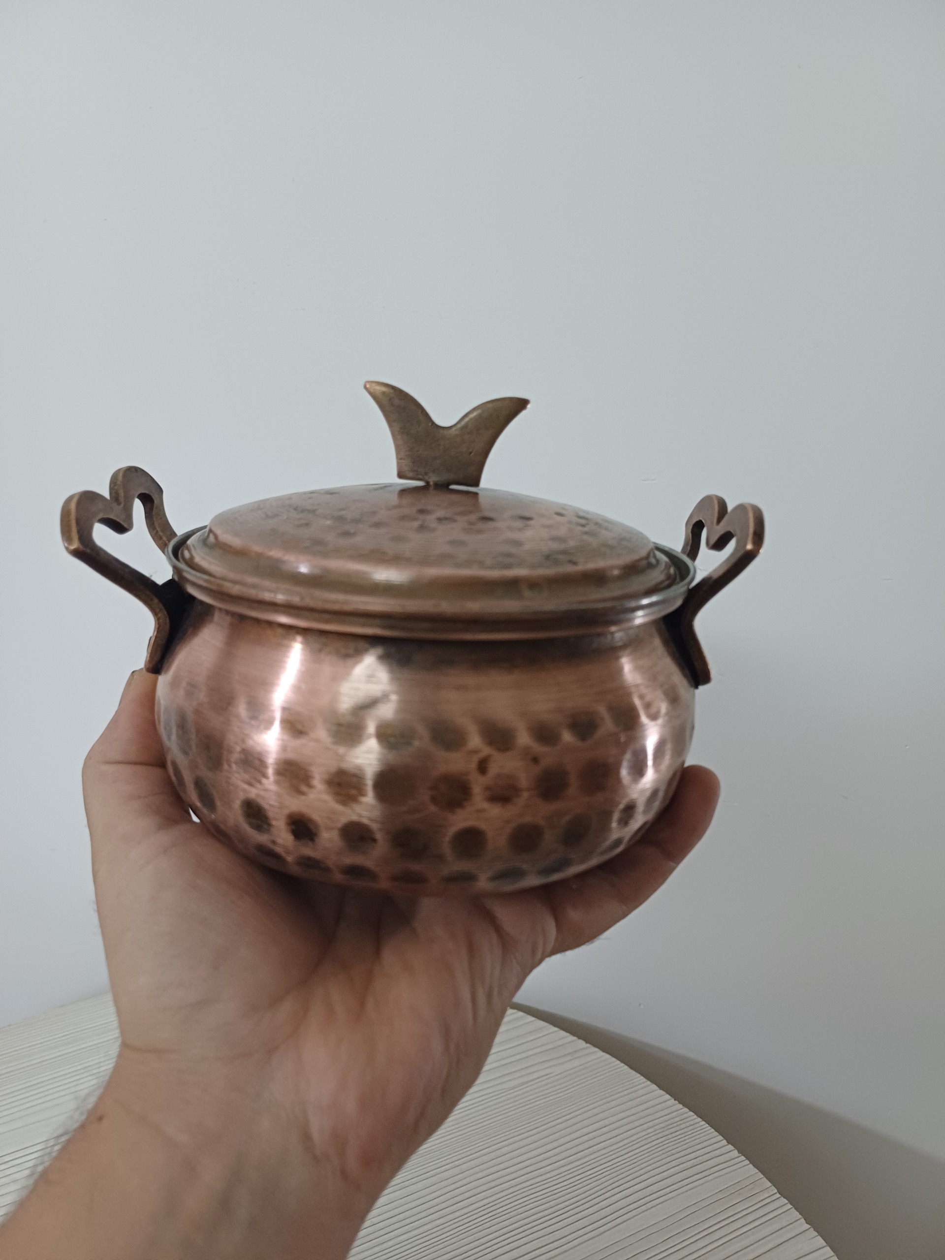 دیگچه مسی دسته دار