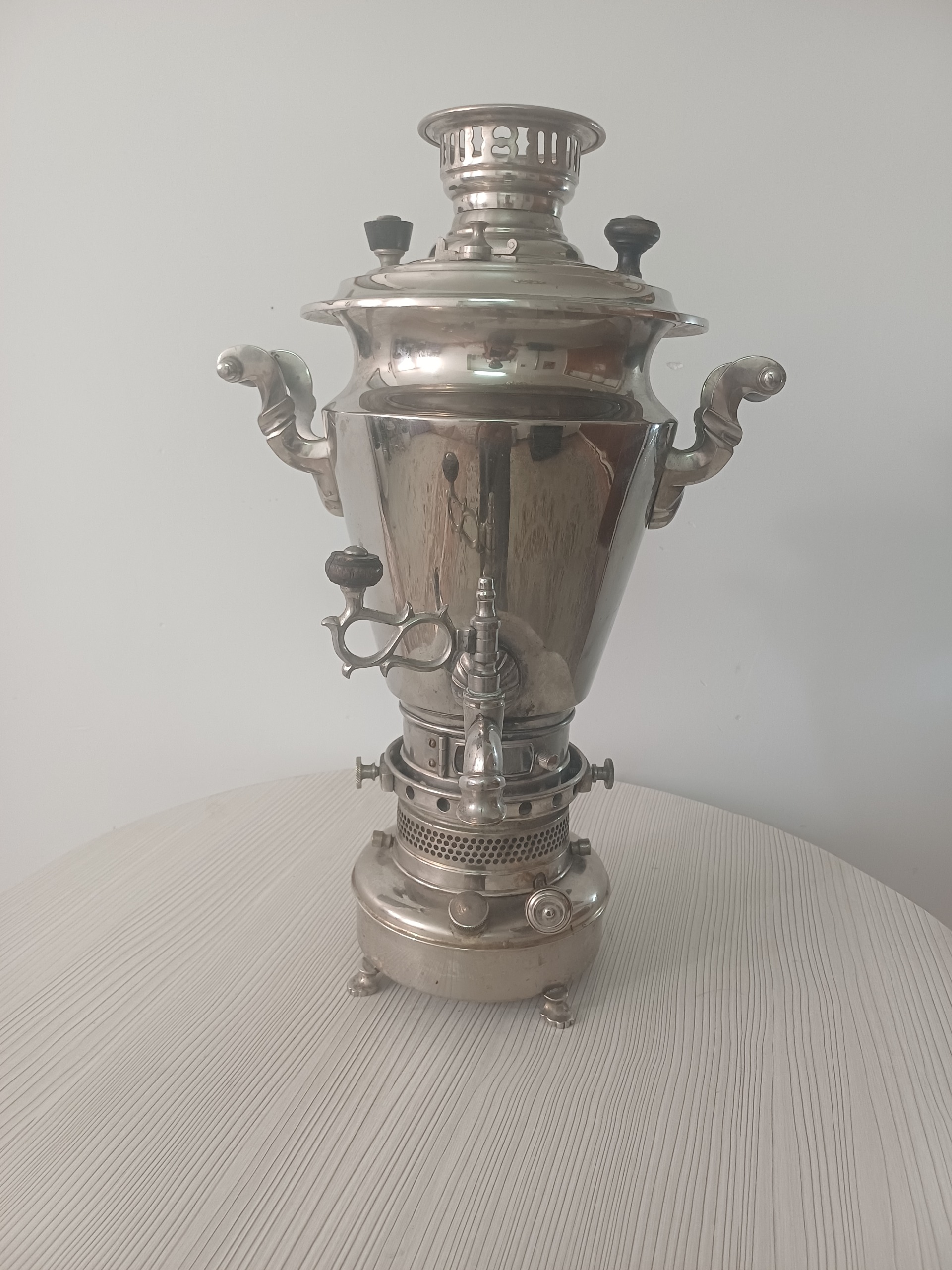 سماور روسی نفتی گلدانی