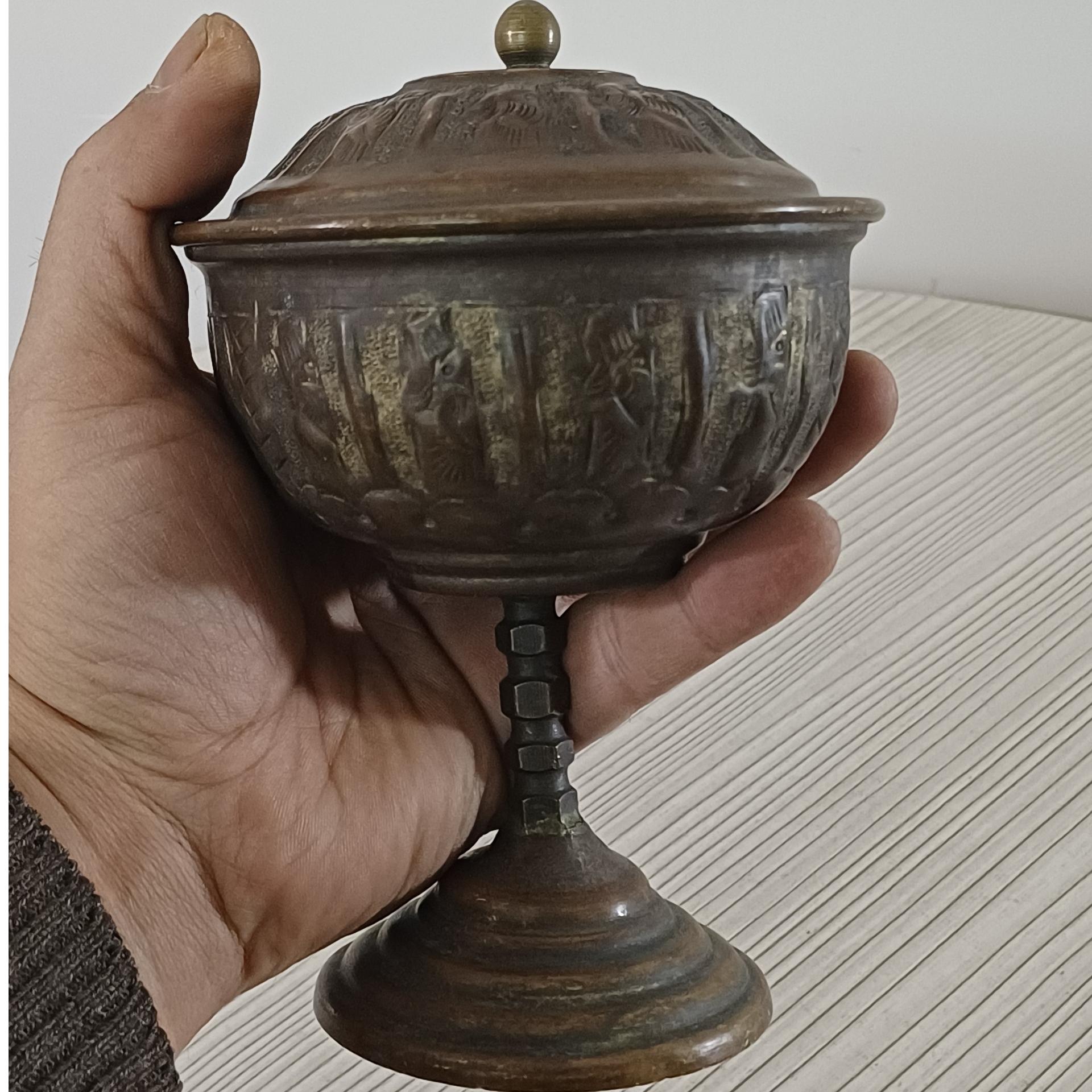 قندان تک پایه برنجی کهنه سنگین