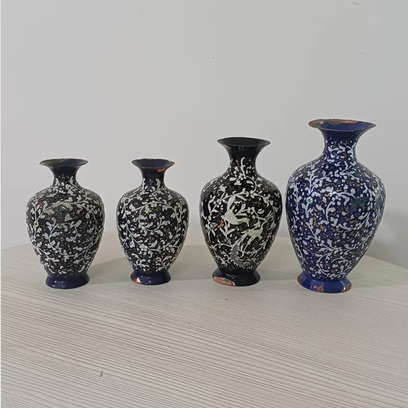 4عدد گلدان مسی مینا کهنه باهم