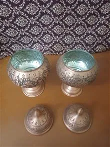 یک