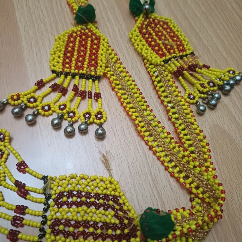 تمام مونجوق دوزی شده کهنه