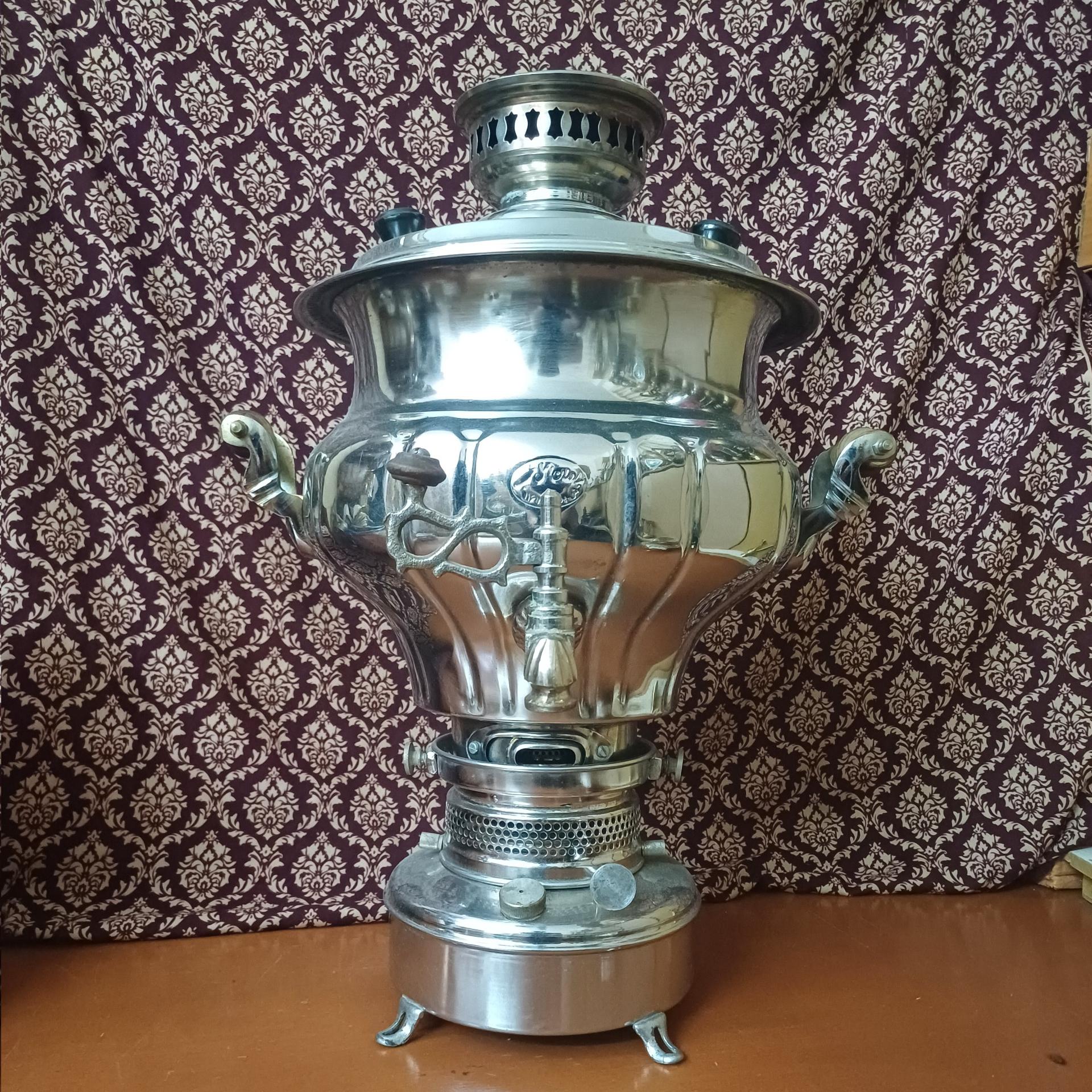 سماور نفتی برنجی 8لیتری