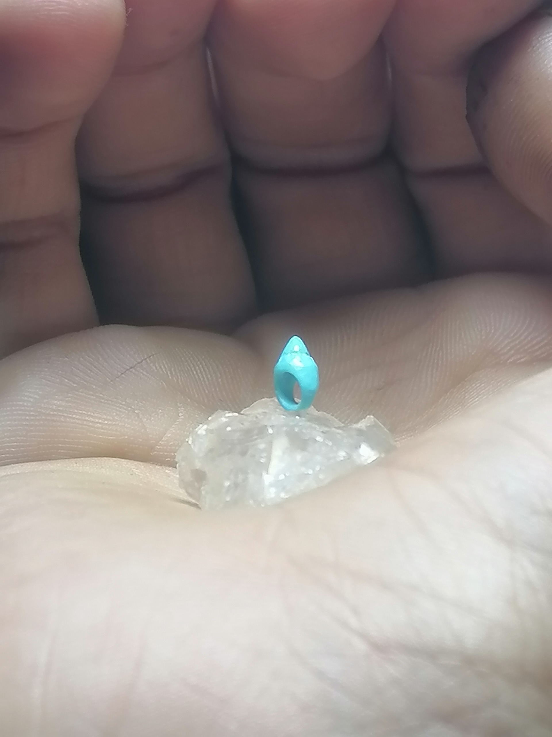 گردنبند آویز سنگی طرح انگشتر