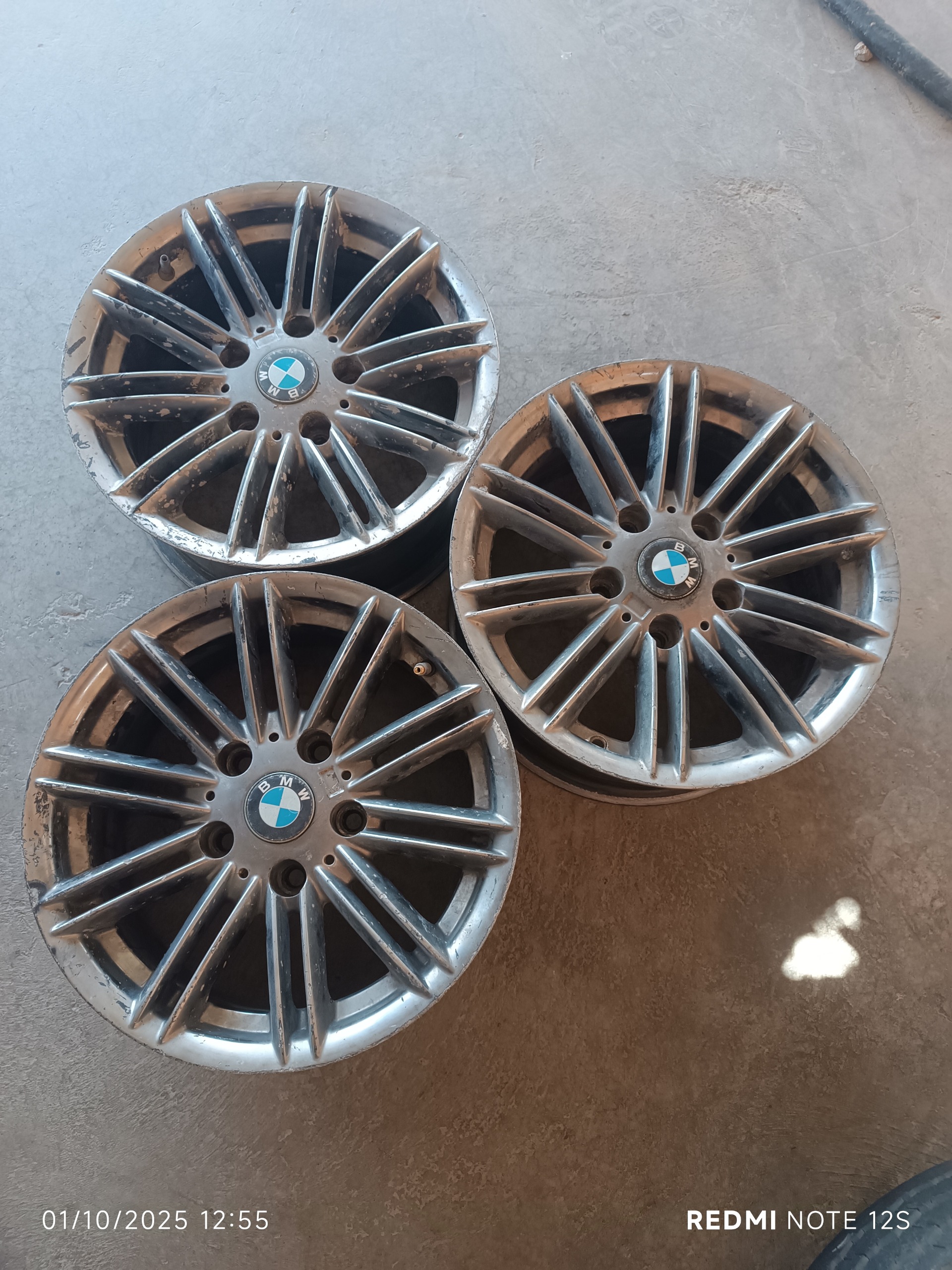 رینگ 15 . طرح BMW بی ام و . 5 پیچ . جا پیچ 114