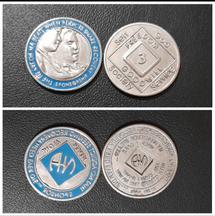 مدال و نشان یادبود NA