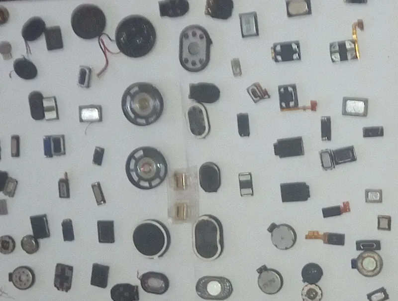 انواع اسپیکرهای اصلی و روکاری موبایل