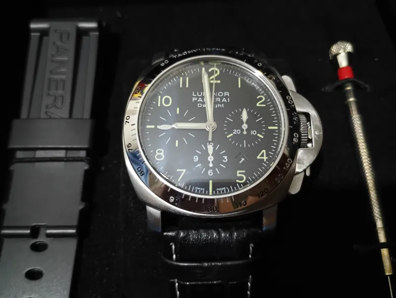 لومینور پنرای LUMINOR PANERAI daylight کورنو