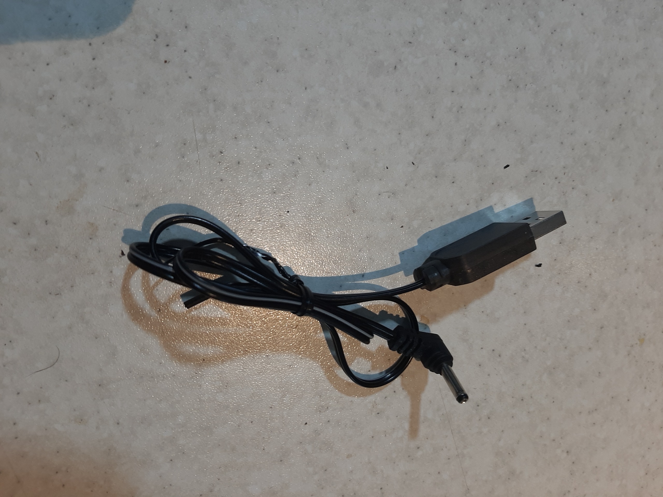   کابل شارژ سوزنی درشت (مناسب کاکتوس سخنگو)