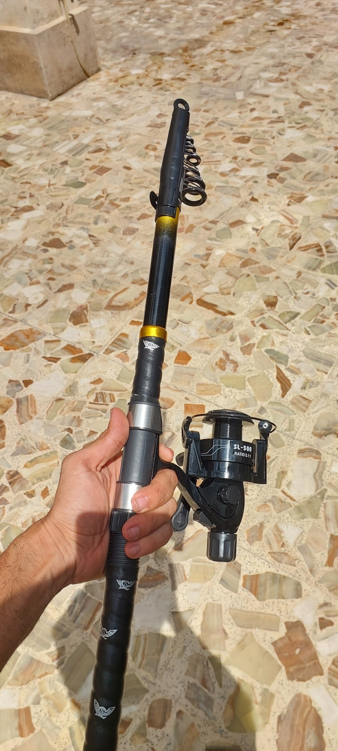 لنسر ماهیگیری حرفه ای