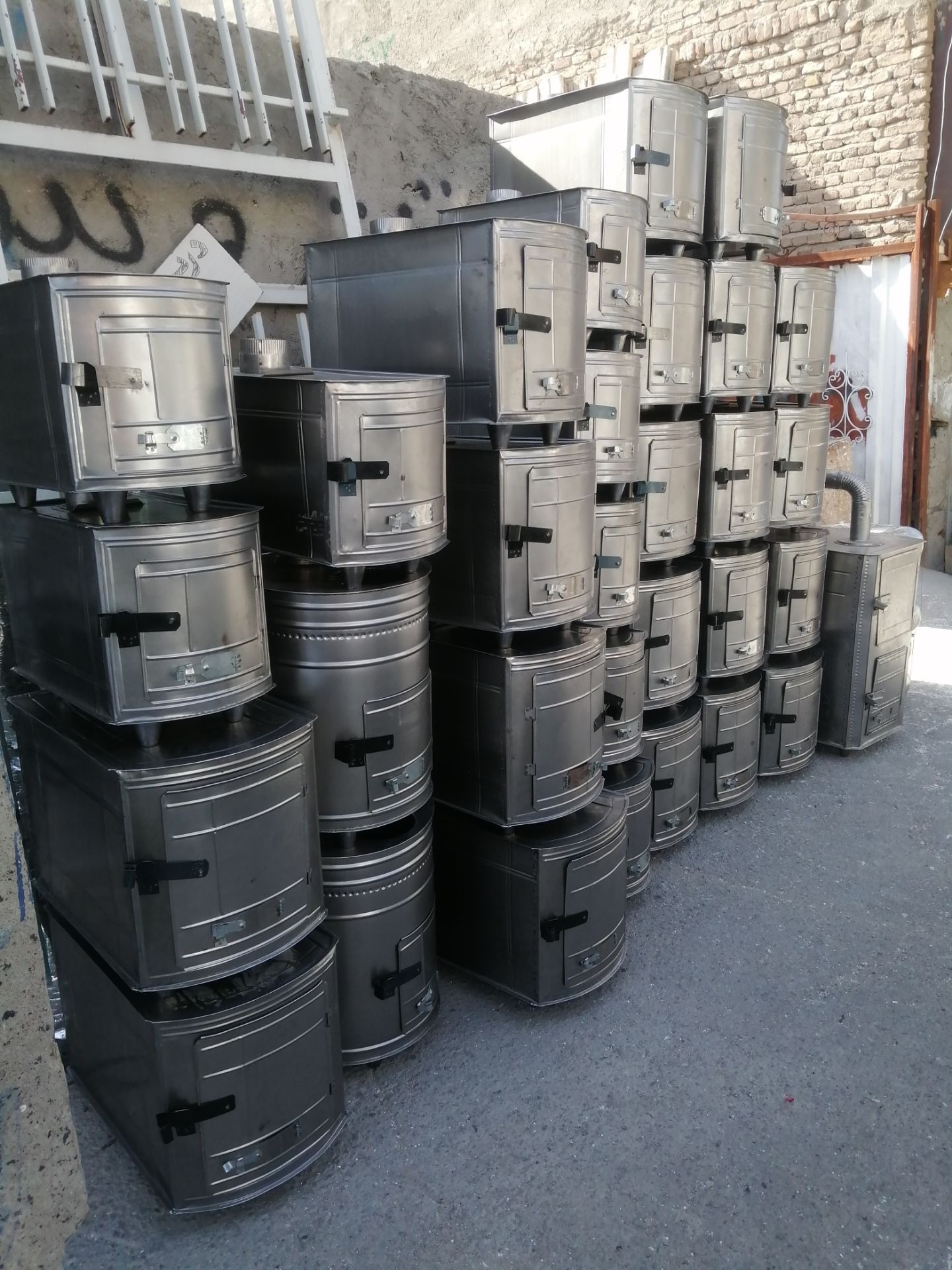 بخاری هیزمی جا سیخدار