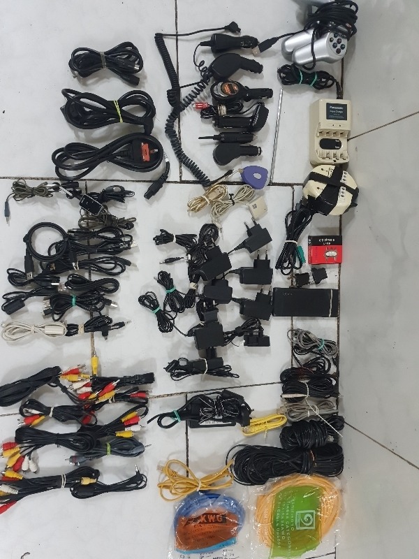 شارژرهای قدیمی کابل شبکه دسته بازی