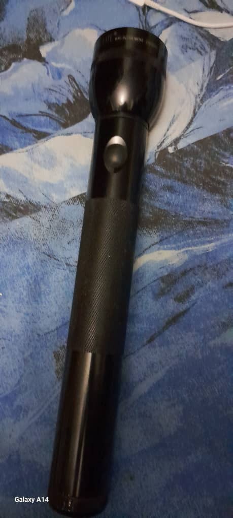 چراغ قوه آمریکایی MAG-LITE