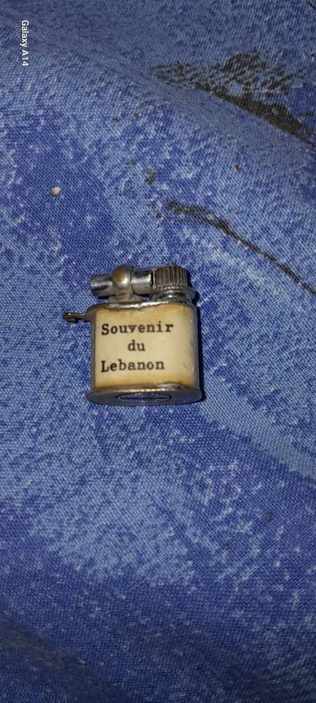 فندک قدیمی بنزینی کوچک نصف بند انگشت کلکسیونی