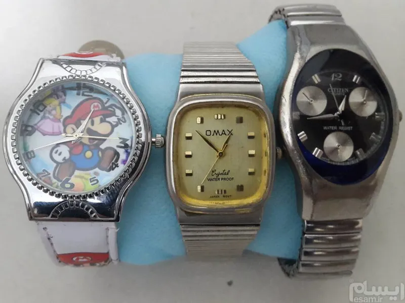 سه عدد ساعت مچی قدیمی