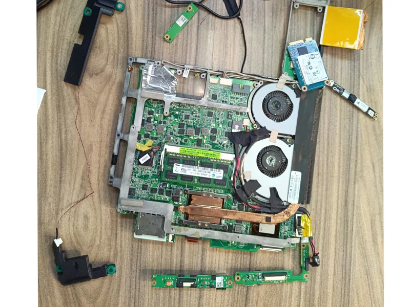 قطعه تبلت asus Eee slate B121-i5