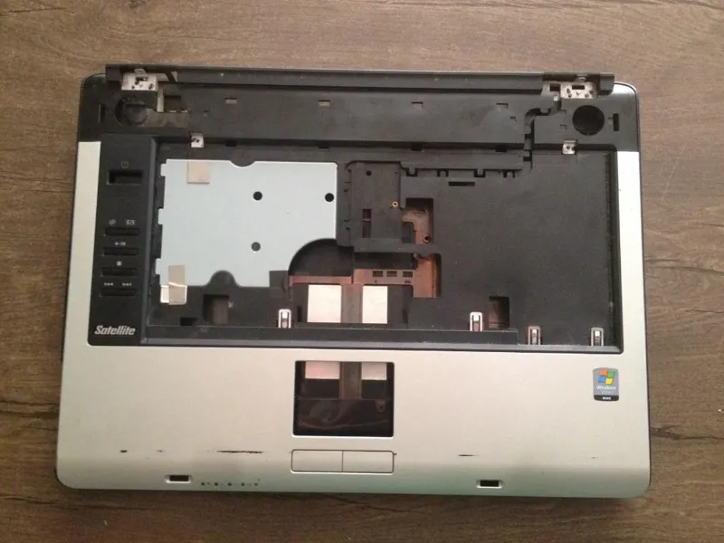 قاب لپ تاپ توشیبا TOSHIBA SATELLITE A105
