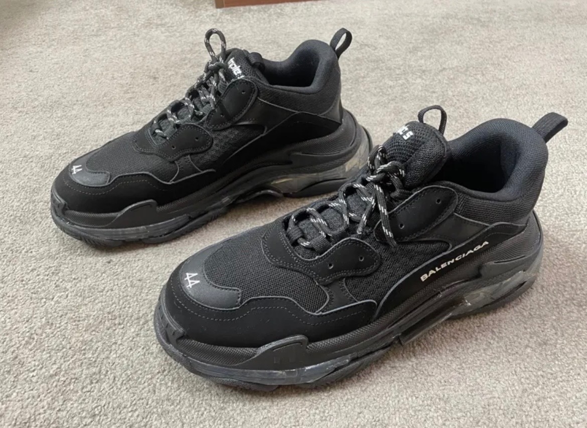 کتونی بالنسیاگا تریپل اس مشکی سایز 44