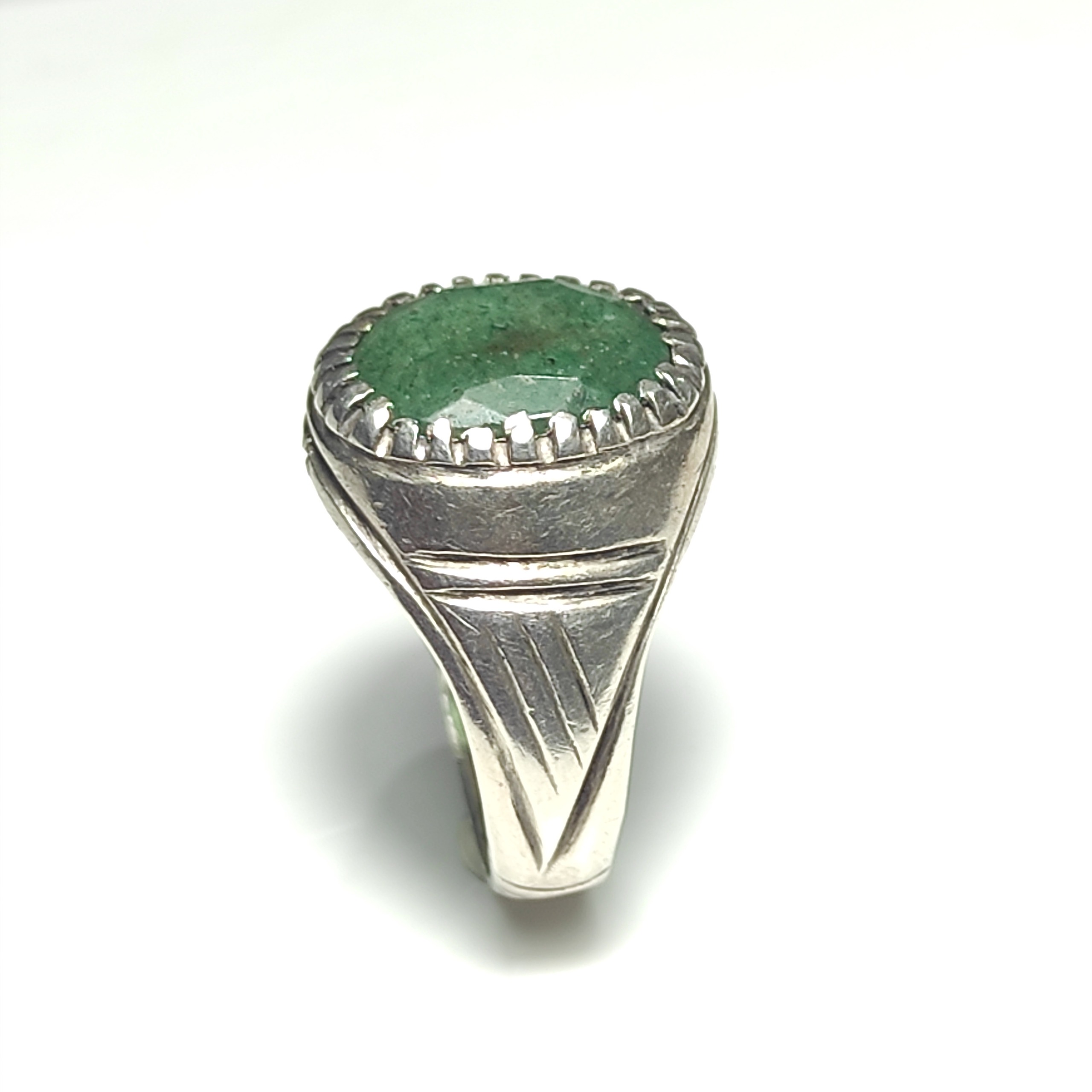 انگشتر  زمرد کانادا