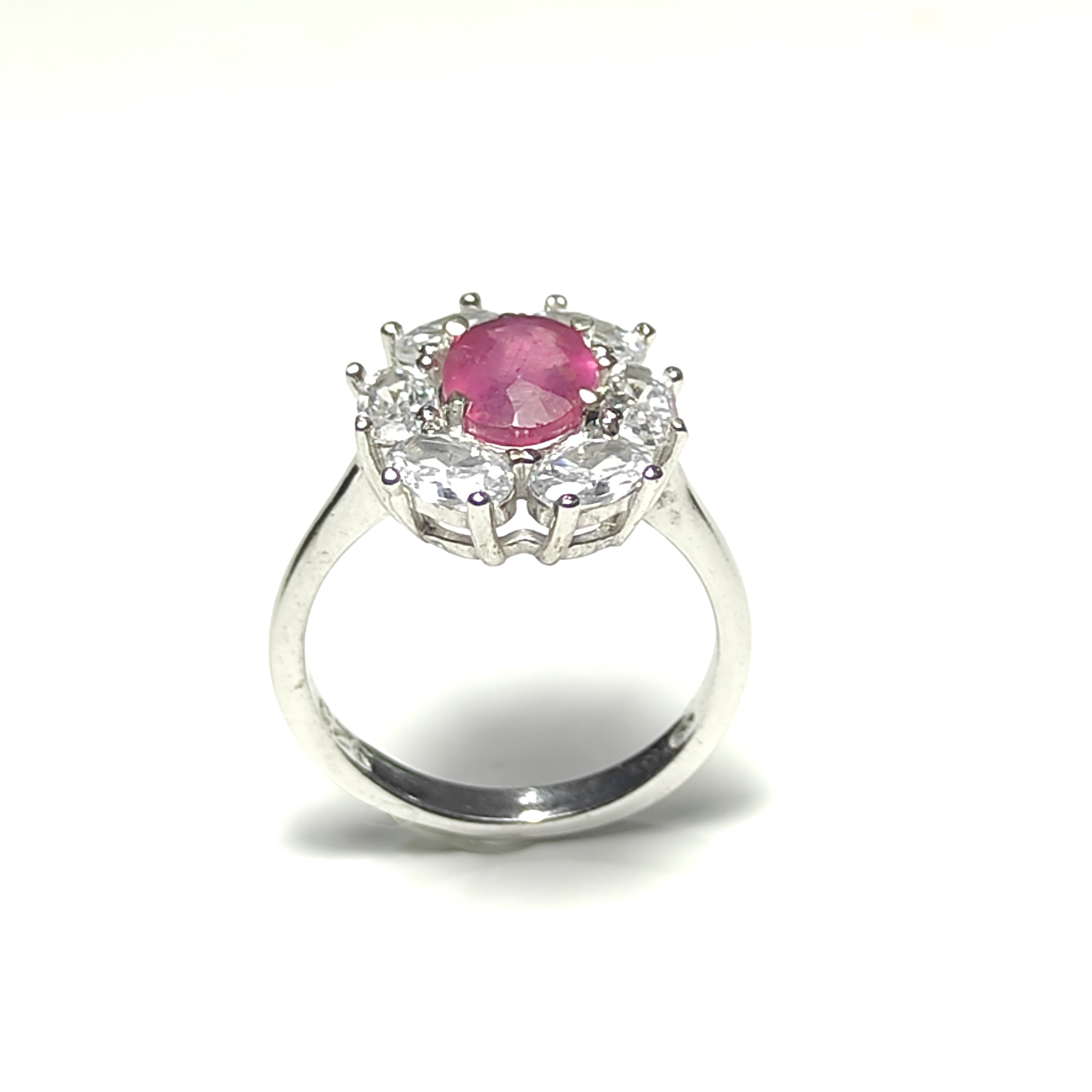 انگشتر یاقوت سرخ آفریقایی