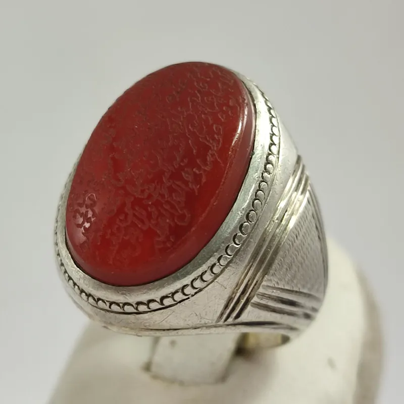 انگشتر نقره عقیق سرخ یمنی