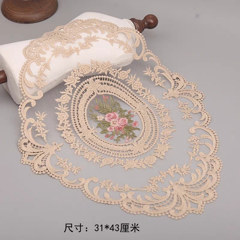 رومیزی تور با گلدوزی وارداتی