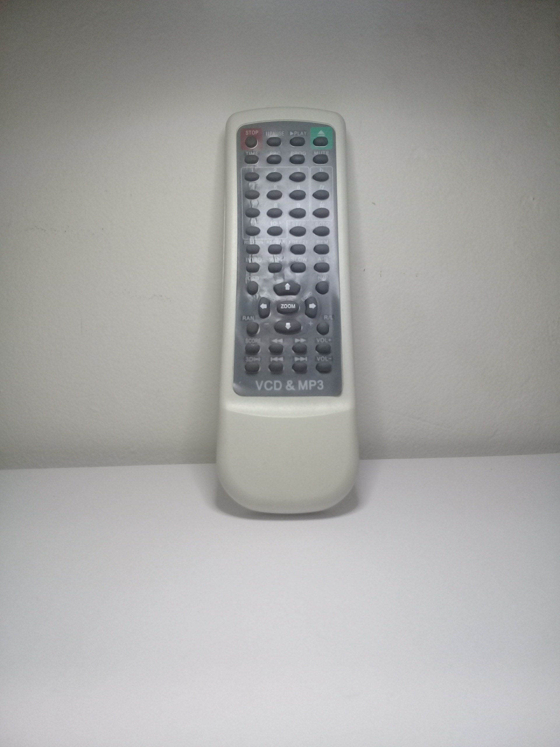ریموت کنترل مربوط به دستگه CD