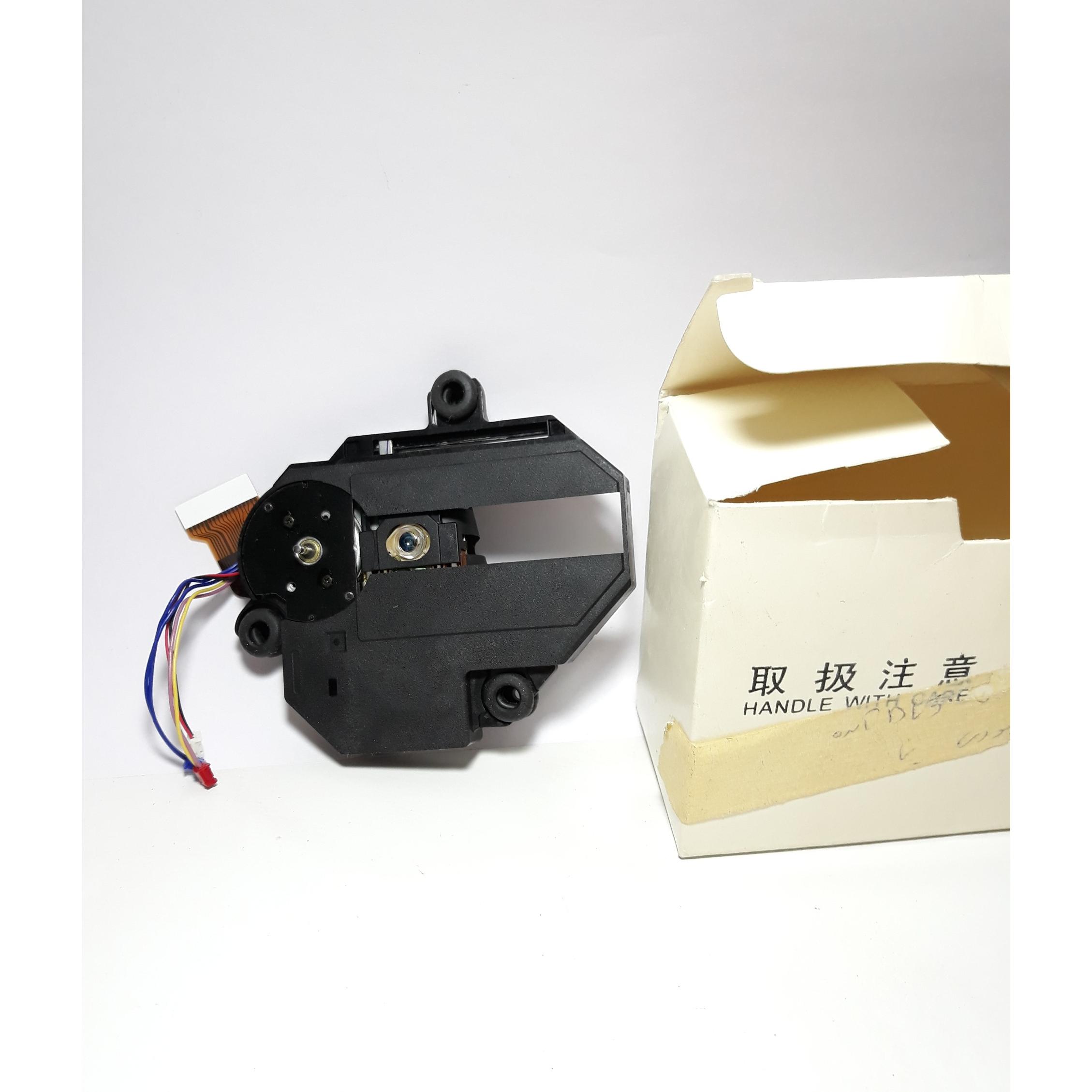 لنز استفاده نشده