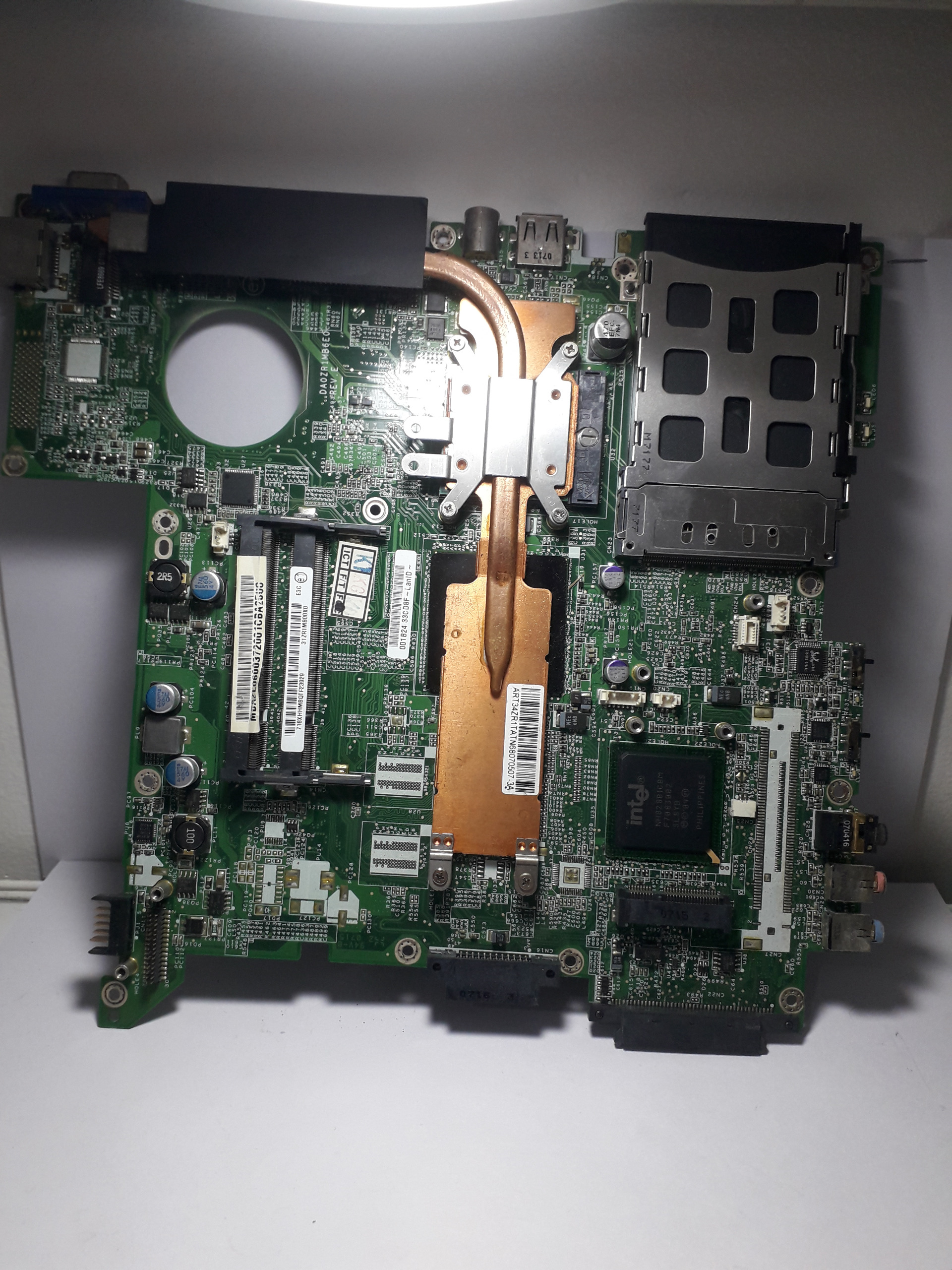 مادر برد لپ تاپ ایسر