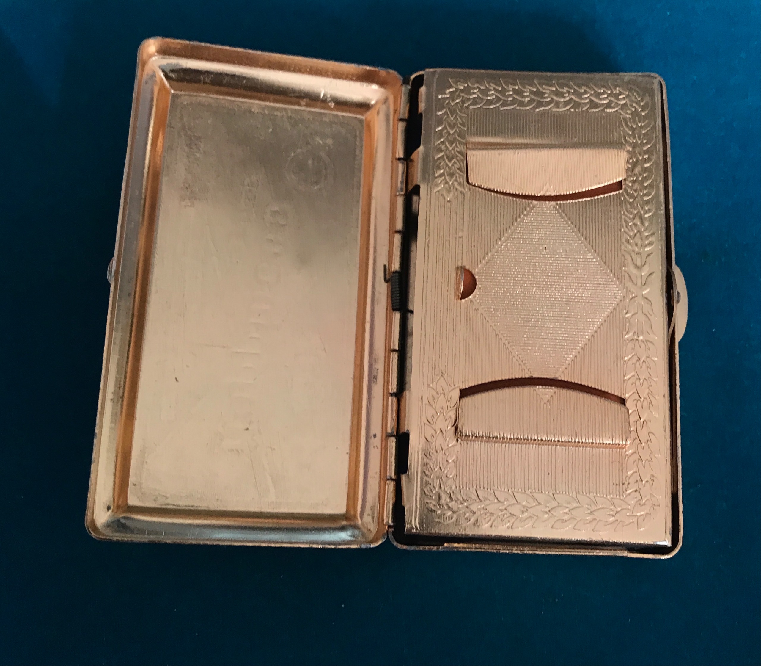 جعبه اصلاح قدیمی