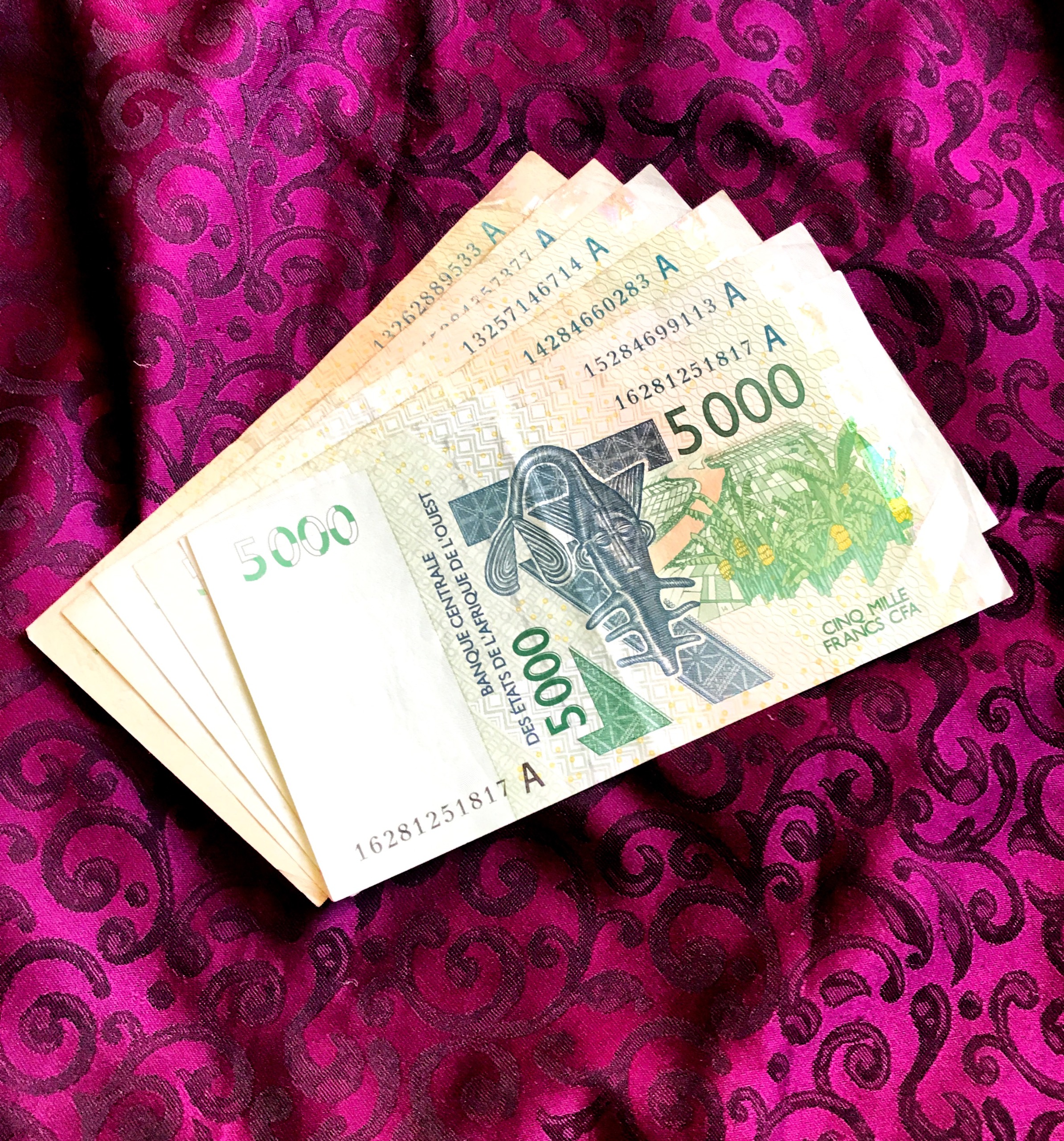 زیر قیمت ارز اسکناس آفریقا افریقای مرکزی