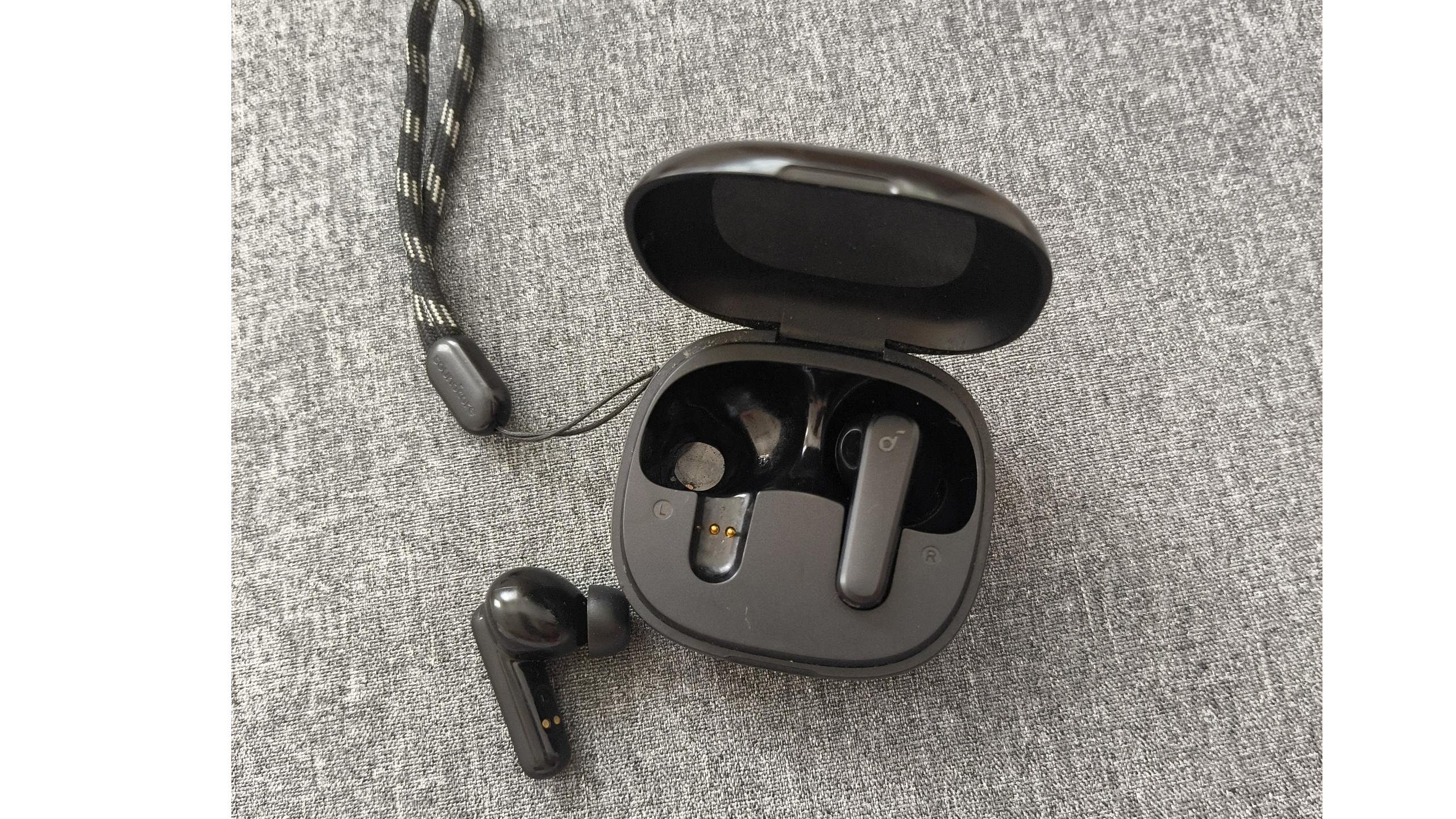 هندزفری بلوتوثی انکر مدل Soundcore P25i