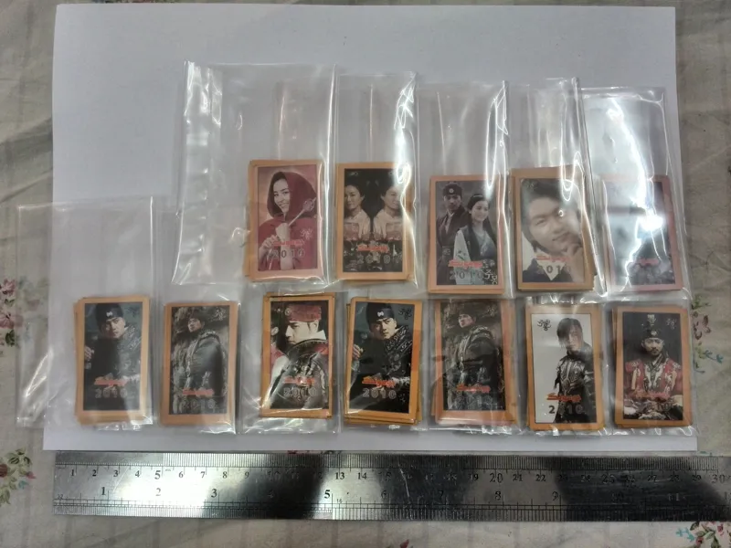 12 بسته کارت بازی جومونگ و تسو و سوسانو و ...