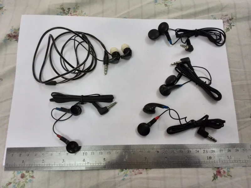 پنج عدد هنذفری