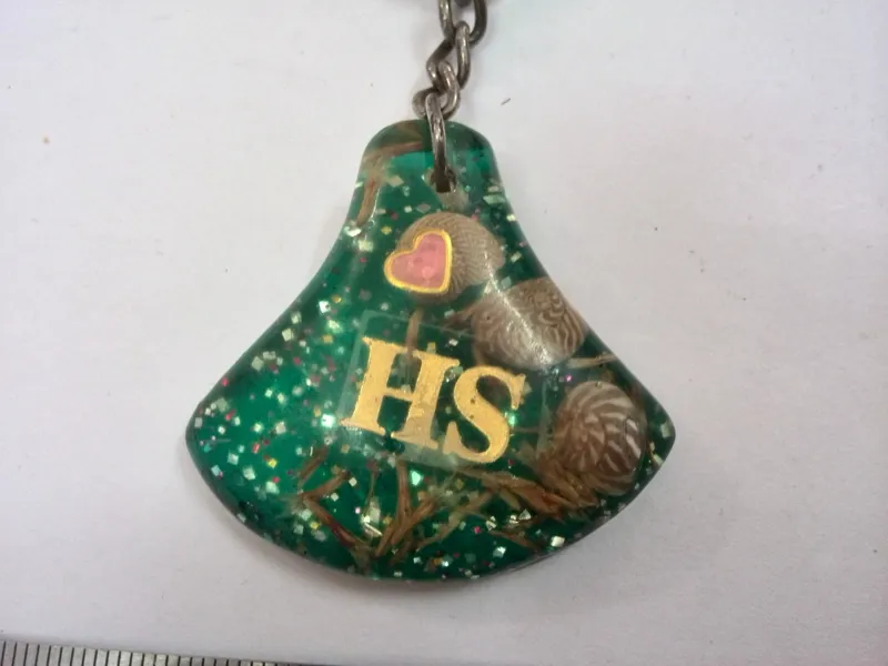 جاکلیدی رزین با طرح حلزون و صدف