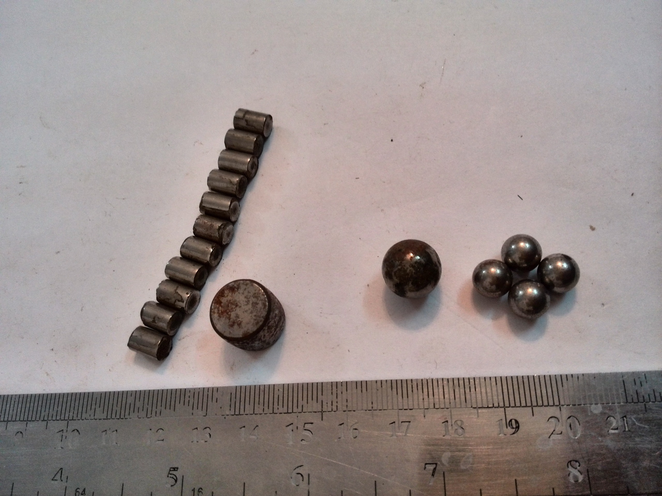 شمش فلزات استوانه ای و کروی شکل