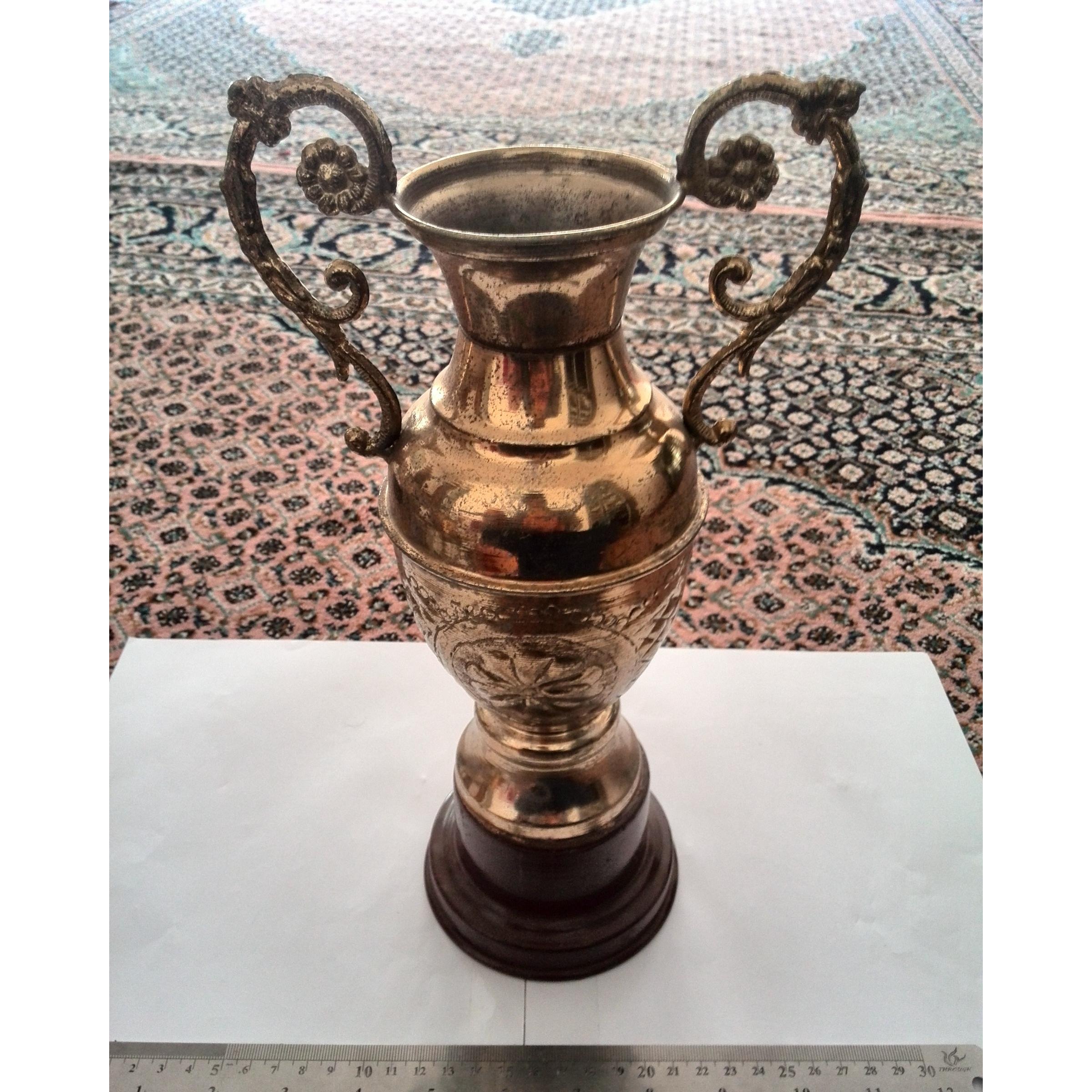 جام یا کاپ ورزشی قدیمی عالی