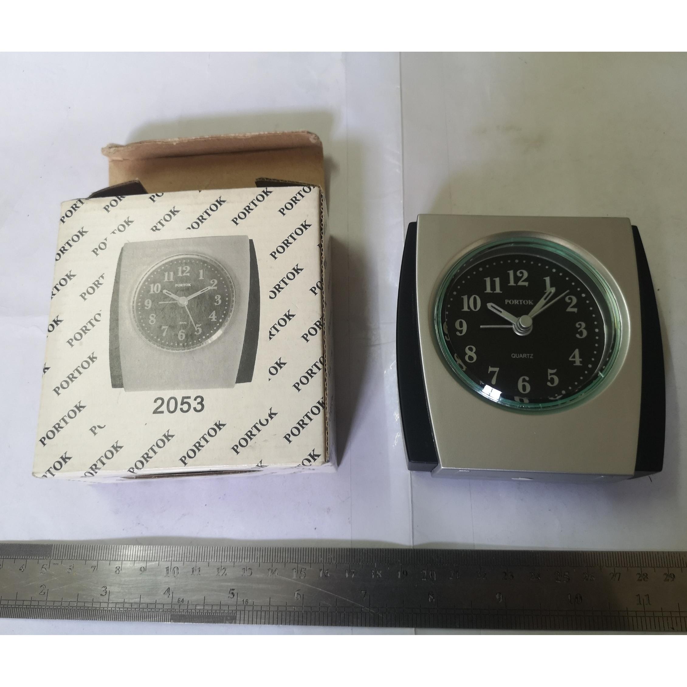 ساعت رومیزی شیک و عالی