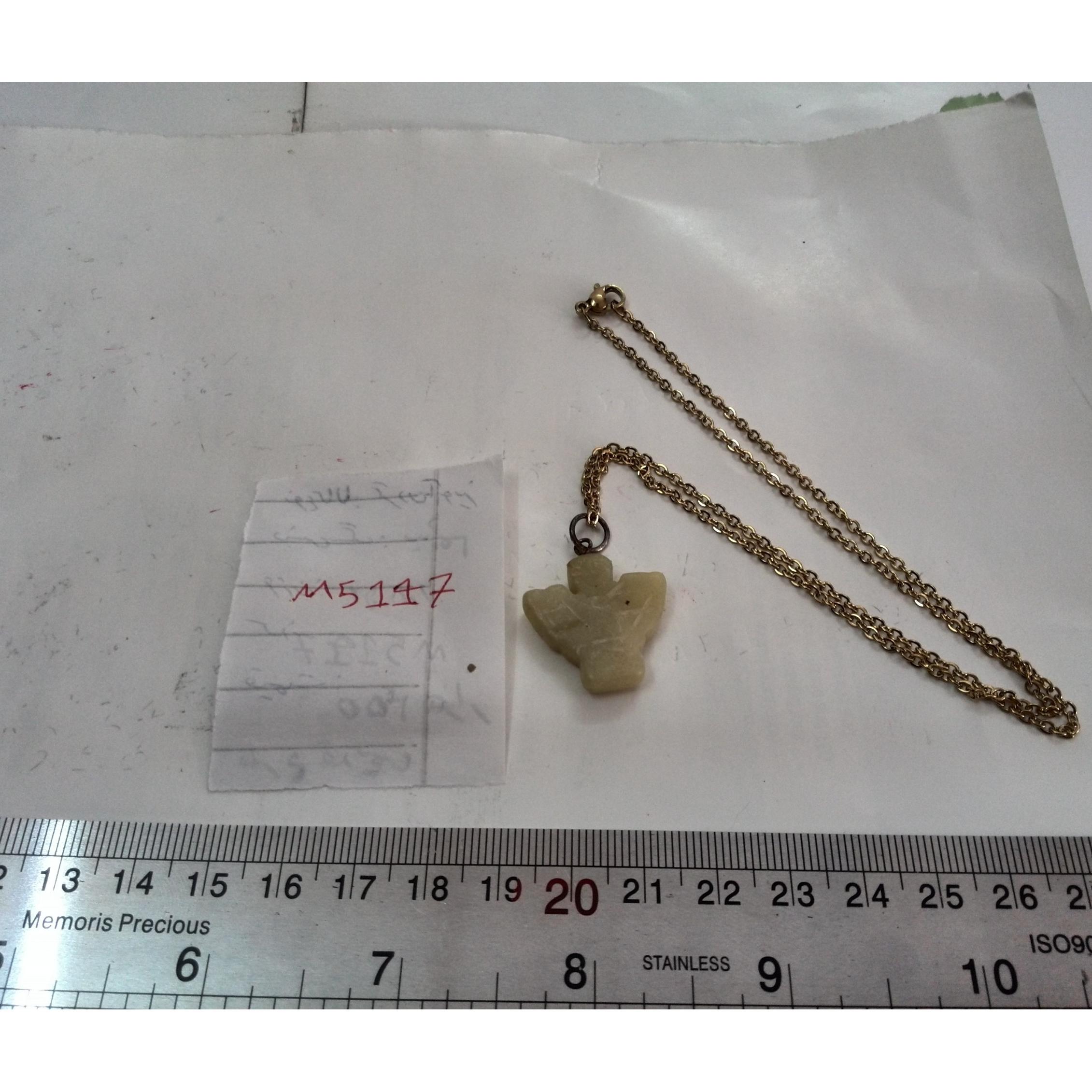 گردن آویز یشم عالی(فروشگاه سیدمجرد)