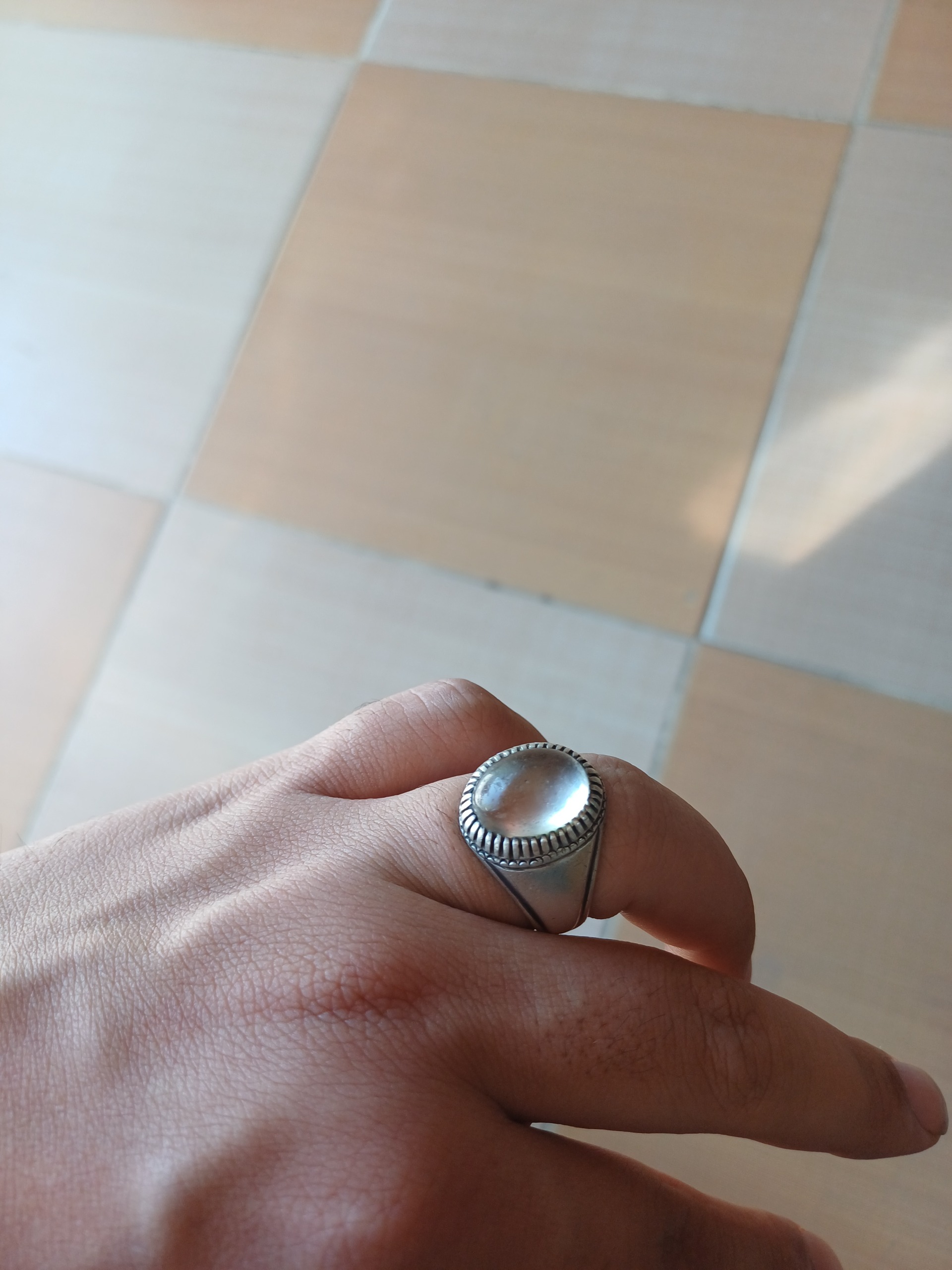 انگشتر نقره نگین در