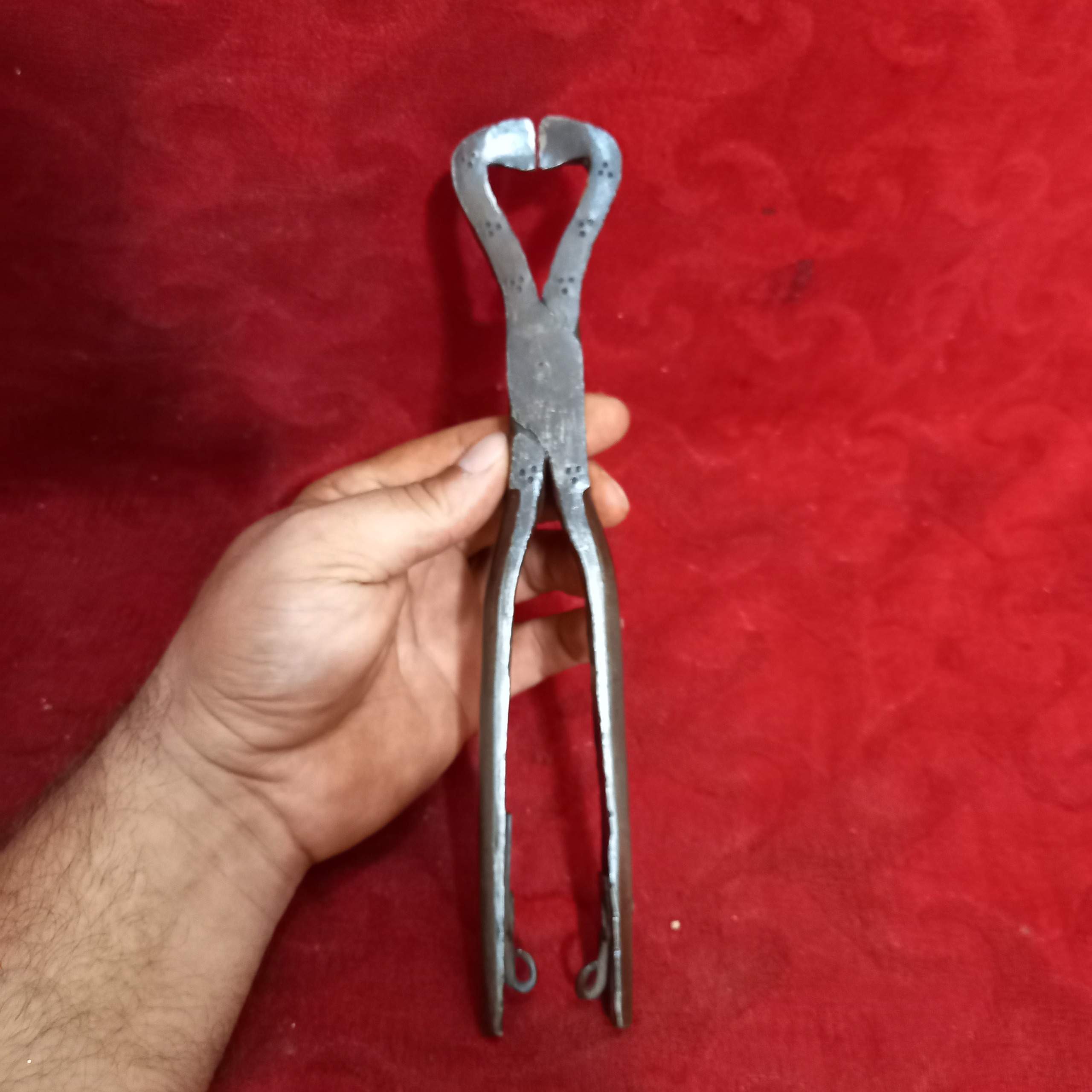 قندشکن فولاد قاجاری