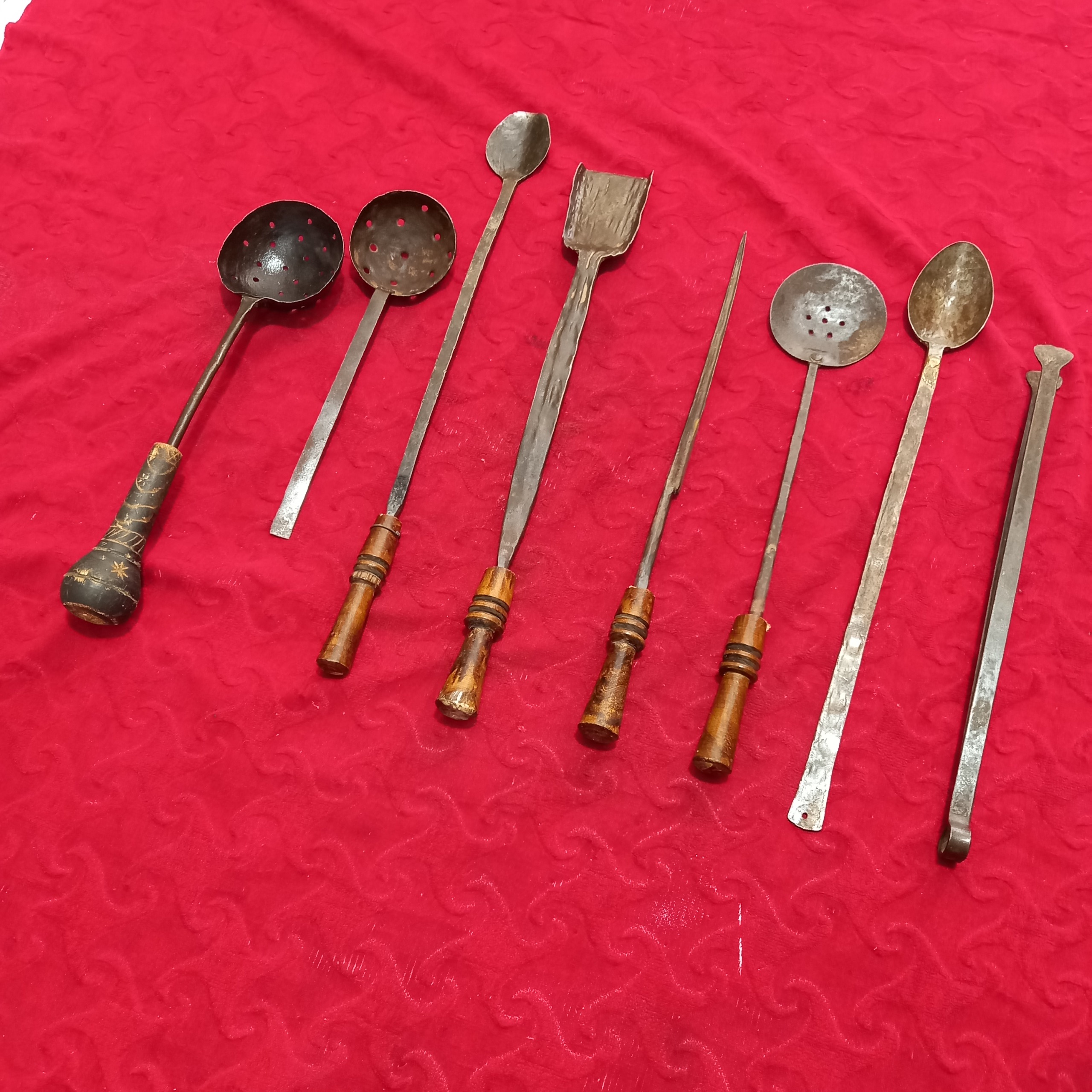 ابزار فولاد مخصوص مطبخ زمان قاجار