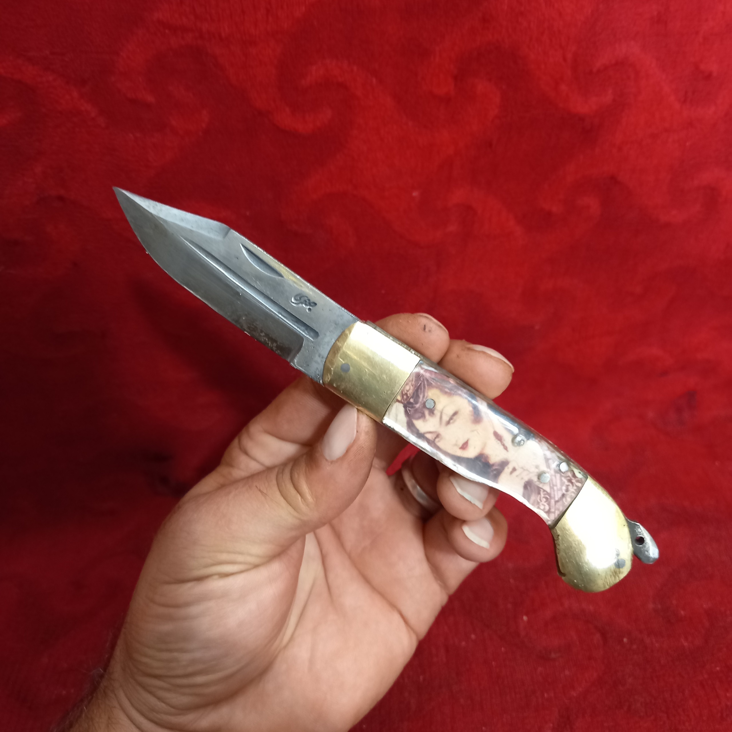 چاقو دنده ای تیغه فولاد سخت قدیمی