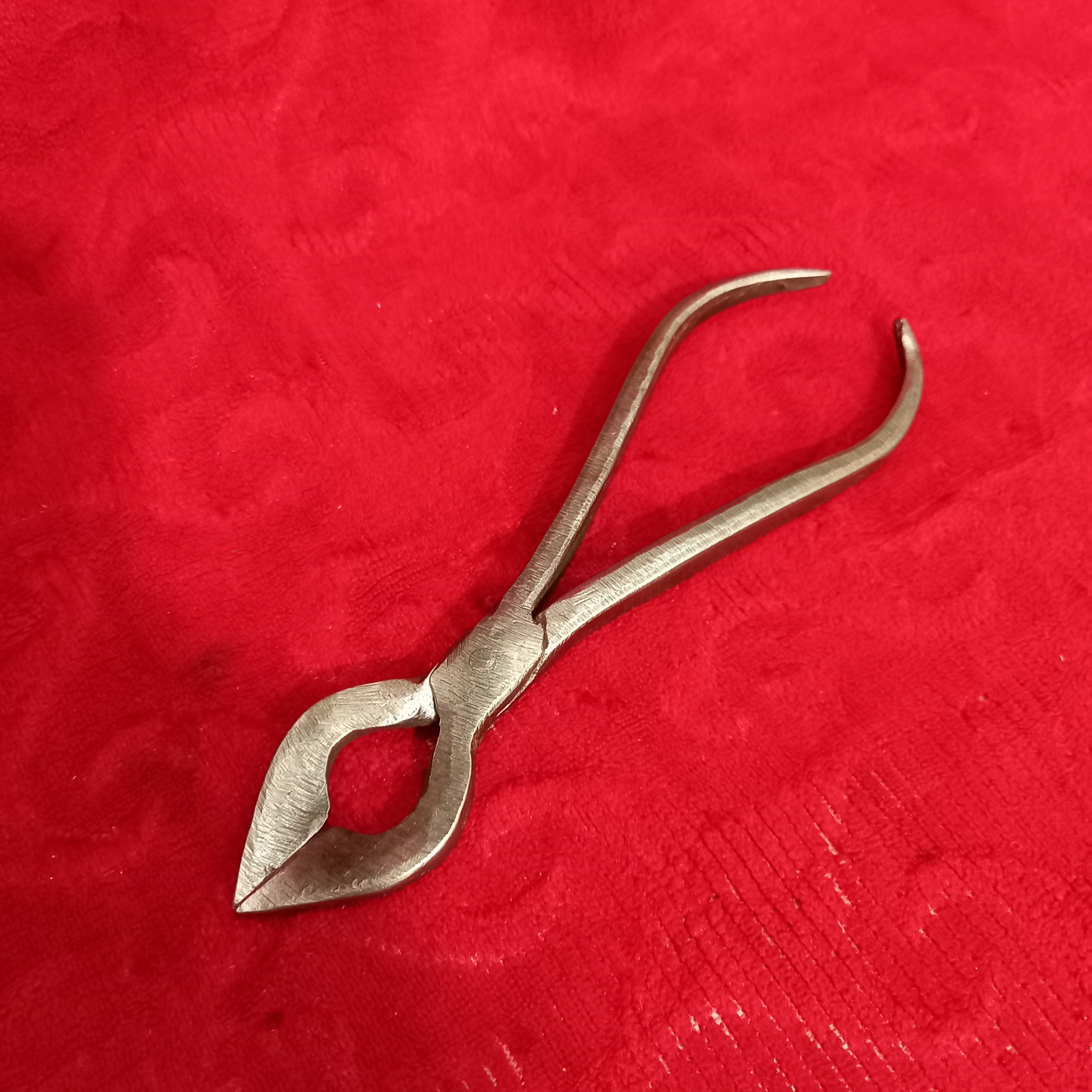 قندشکن خوش فرم دلنشین قدیمی