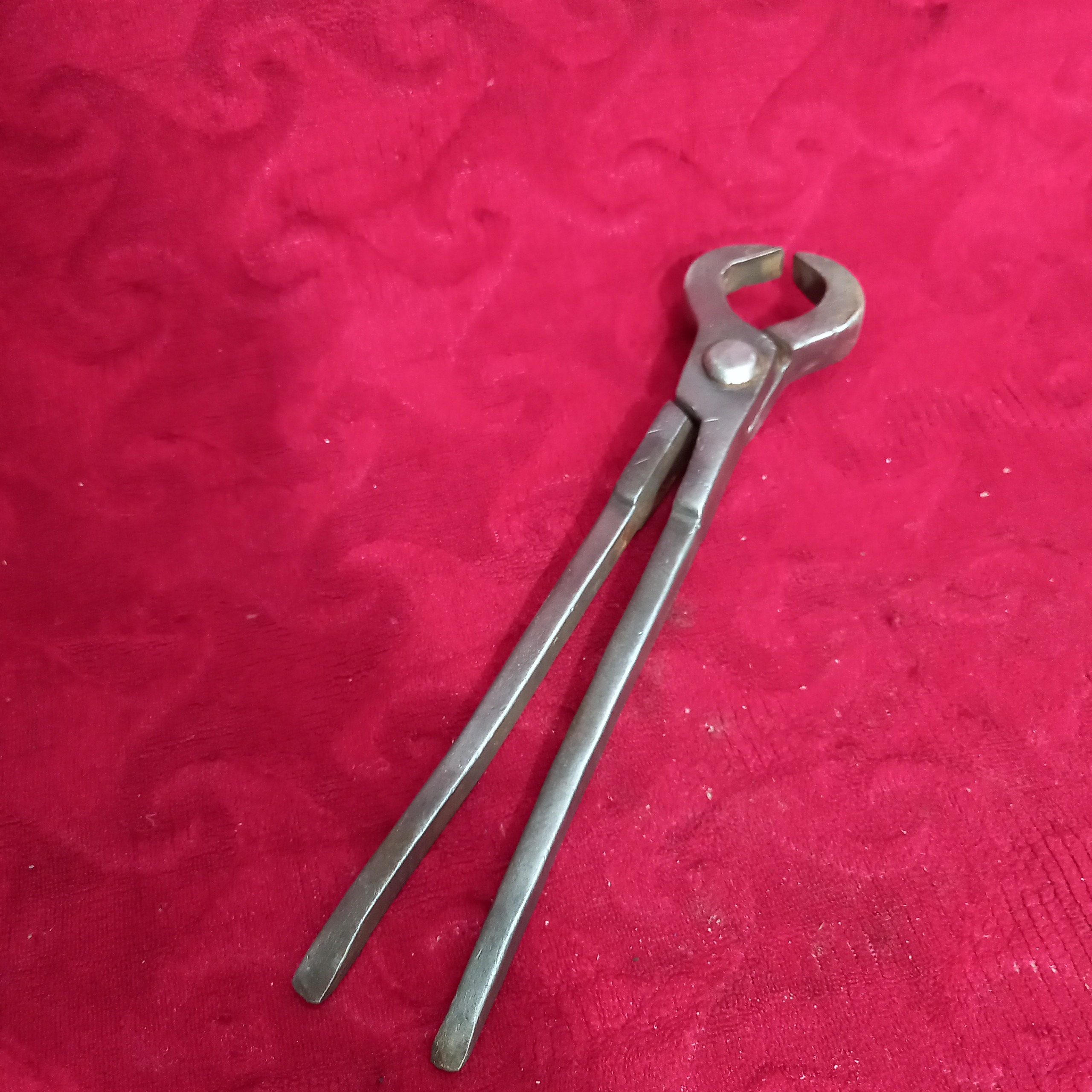 گازانبر نعل بندی فولاد بکرقاجاری