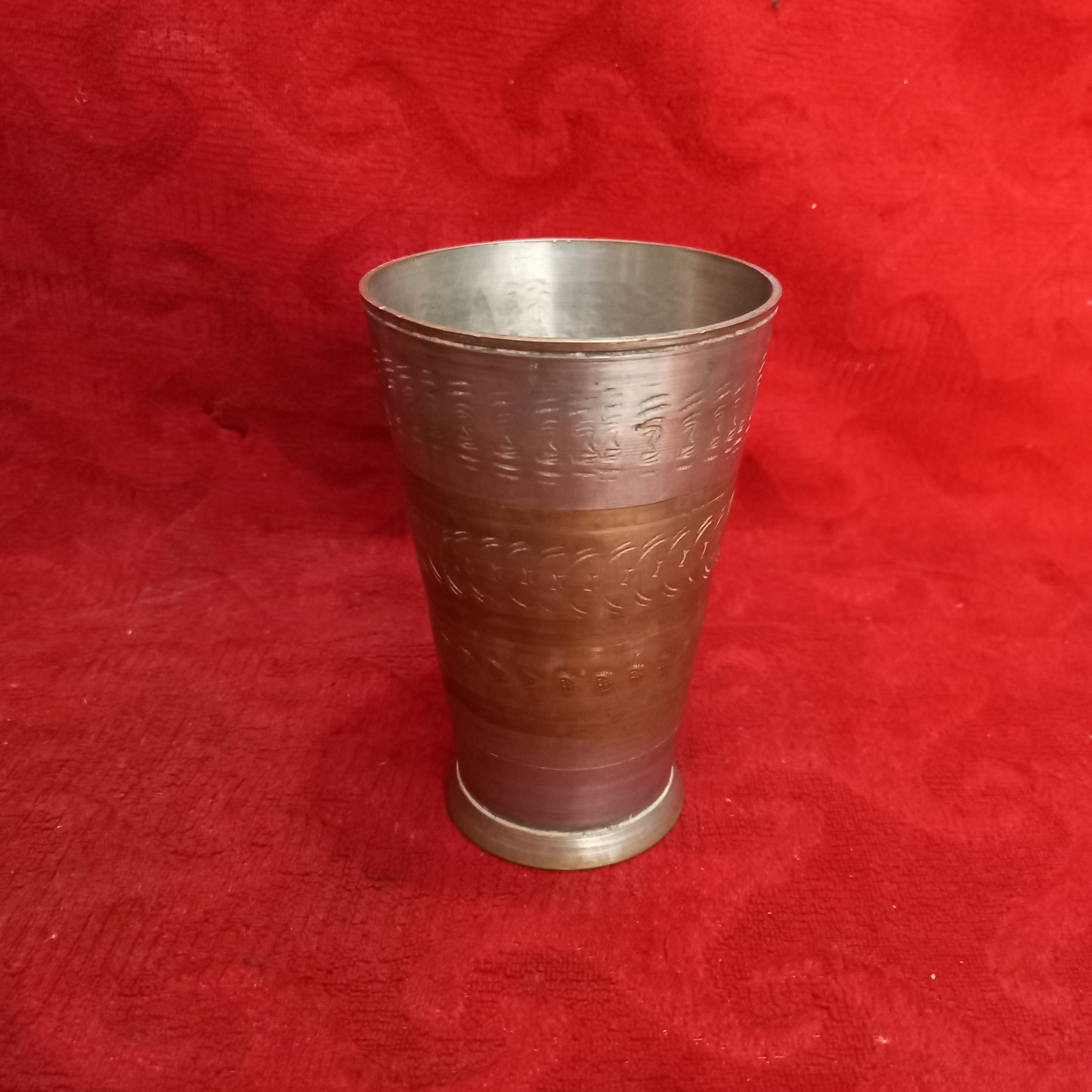 لیوان برنجی نقشدار بیرجندی قدیمی