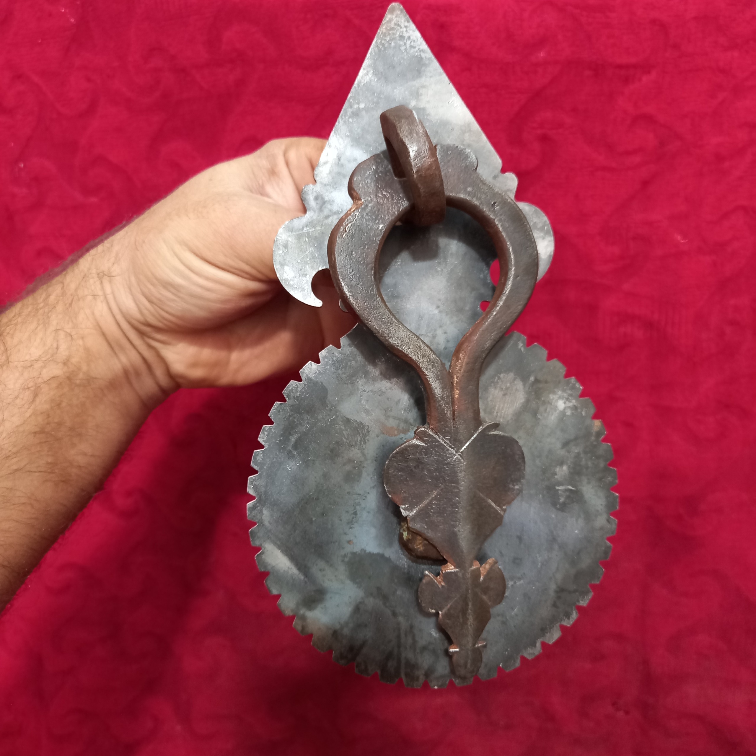 درکوب زنانه سوهانکاری زیبا قاجاری