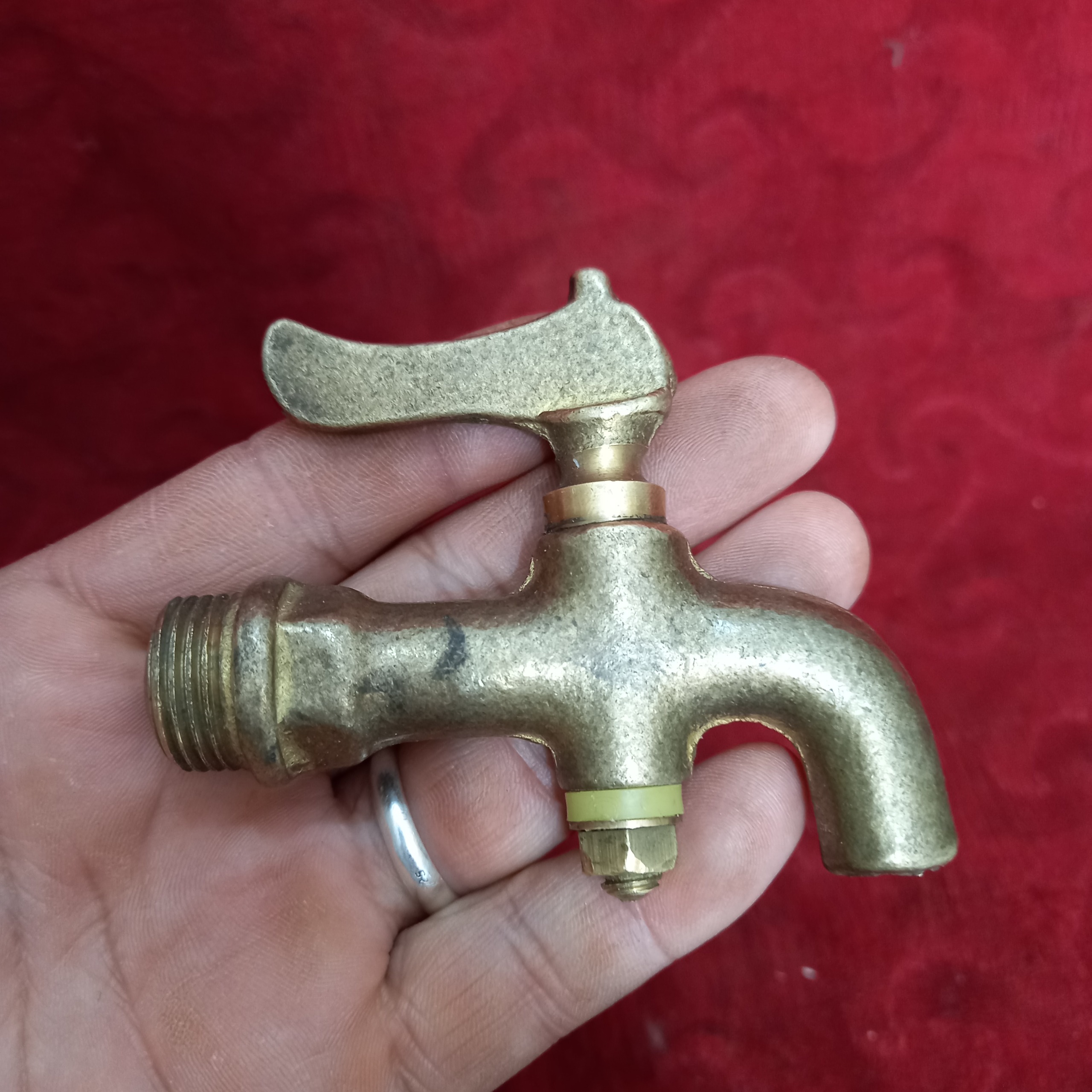 شیرآب برنجی بکرقدیمی